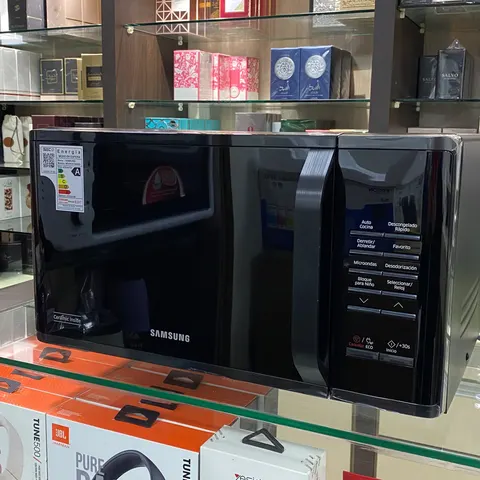 Samsung Microondas 23L QUICK DEFROST 1150W Negro MS23K3513AK/ZS