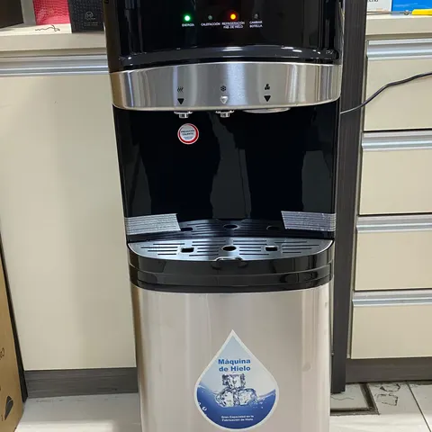 Bebedero Italux Frío Caliente Fabricadora de hielo