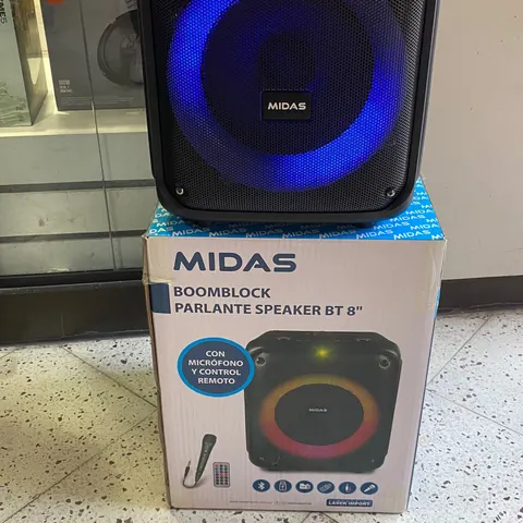 Parlante Midas BOOMBLOCK 8”